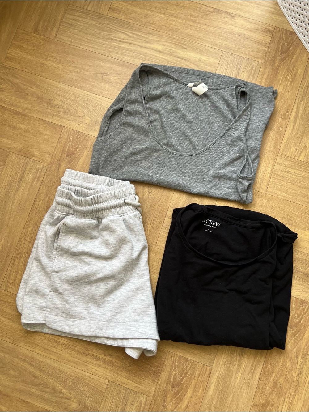 Lot Of 3 Woman’s Clothing Items Size Large  Clothes H&M, yogalicious, J.crew